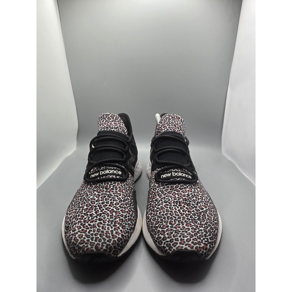 New Balance Fresh Foam Roav Shoes Womens Size 9 Black Leopard Running WROAVBV - Picture 2 of 9